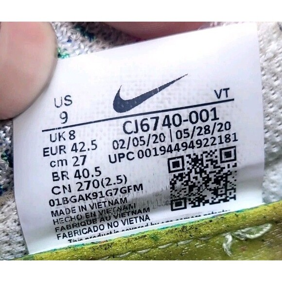 Nike Air VaporMax 2020 Men's Size 9 Grey Flyknit Athletic Shoes - Picture 10 of 10